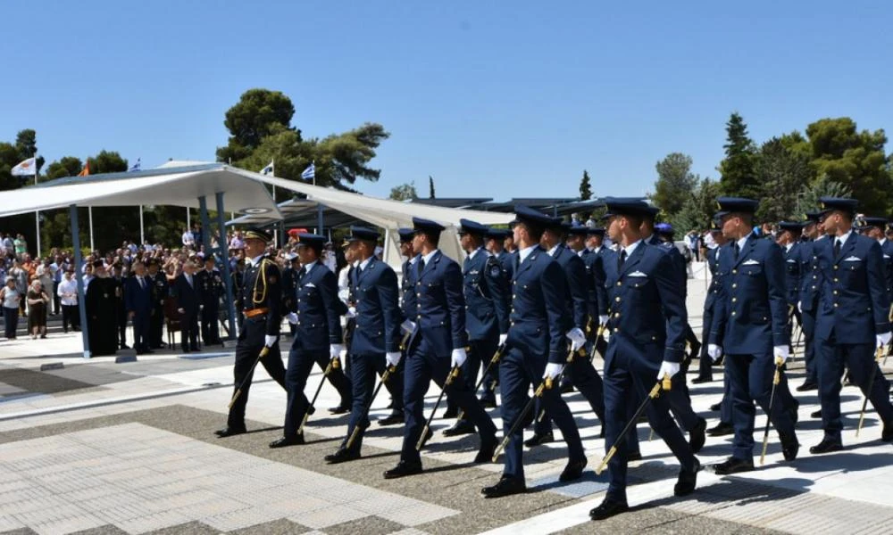 Σχολή Ικάρων: Συγκίνηση με το σύνθημά της-«Η Κύπρος είναι ελληνική και η Μακεδονία»